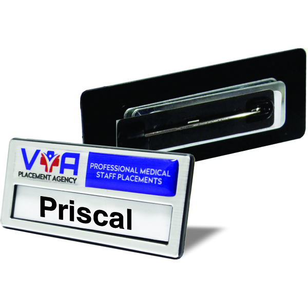 Silver badge +Pin with 1 colour