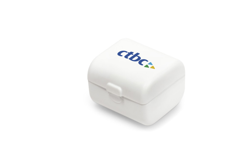 Path-Finder World Travel Adaptor